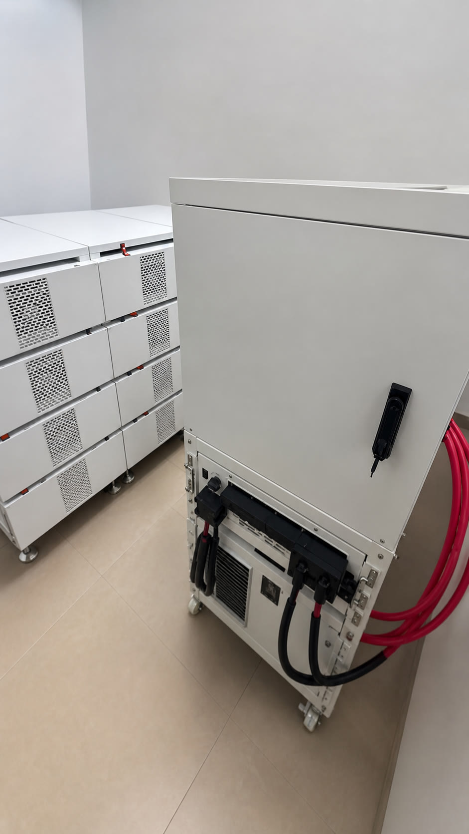 125kW + 225kWh Commercial Storage Solution for a Nigeria Supermarket